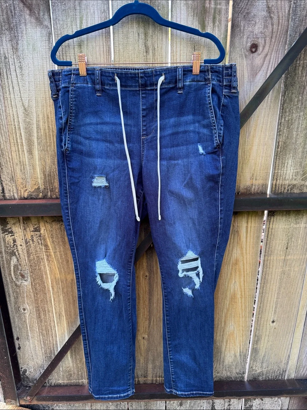 Torrid Weekend Boyfriend Mid-Rise Jean, size 1R (14/16)